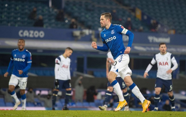 他的判罚不 他的判罚不